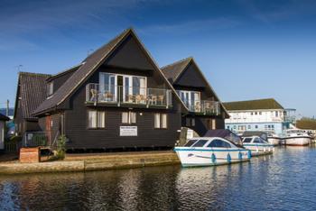 Daisy Broad Lodges on the Norfolk Broads Daisy Broad Lodges